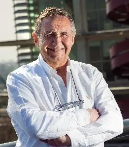 Retrato de José Luis Manzanares Japón