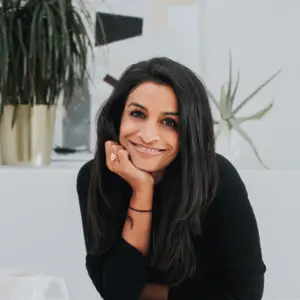 Retrato de  Dra. Pooja Lakshmin