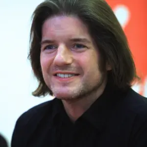 Retrato de  Charlie Adlard