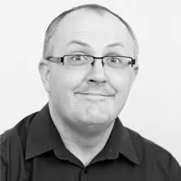 Retrato de  Dean Burnett