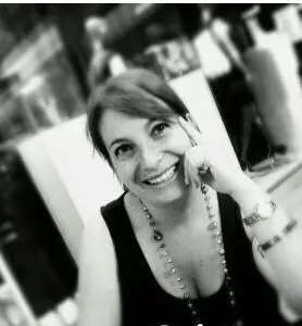 Retrato de  Lola Rey Gómez