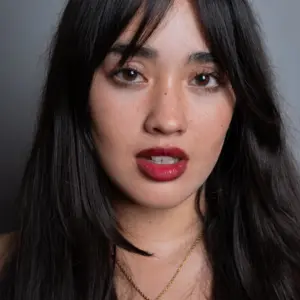 Retrato de  Elisa Tokeshi