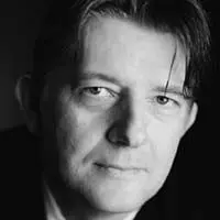 Retrato de Deyan Sudjic