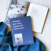 Portada Siempre que estoy a punto de conocerme 4