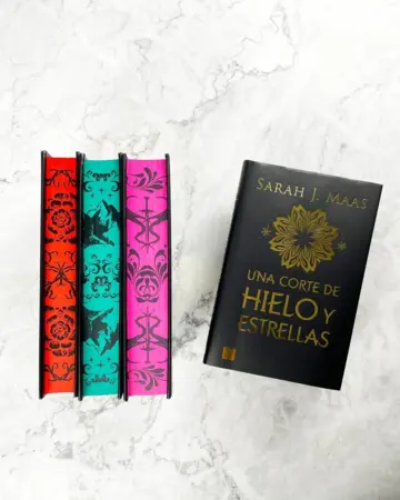 Imagen extra Una corte de hielo y estrellas. Edición especial 3