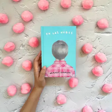 Imagen extra En las nubes 0