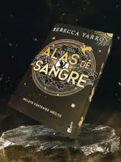 Portada Alas de sangre. Edición especial limitada con cantos decorados 3