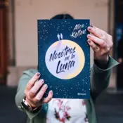 Portada Nosotros en la luna - Booket Verano 2023-2024 3