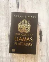 Portada Una corte de llamas plateadas. Edición especial 1
