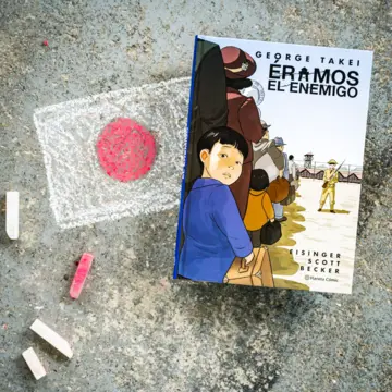 Imagen extra Éramos el enemigo (novela gráfica) 0