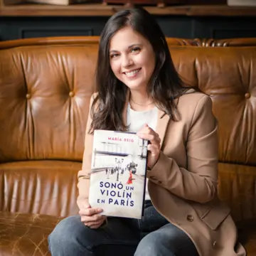 Imagen extra Sonó un violín en París 5